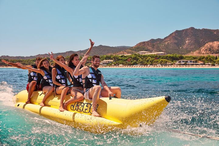Surfing/boogie boarding