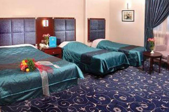 Room 5 of 6