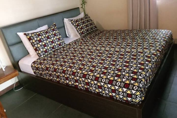 Room 2 of 78