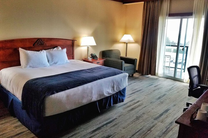 Room 8 of 52