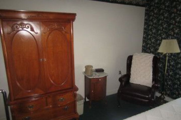 Room 22 of 58