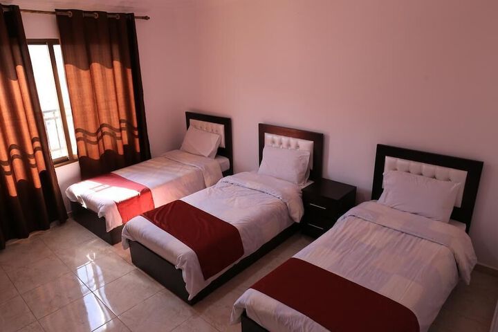 Room 9 of 44