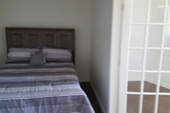 Room 28 of 39
