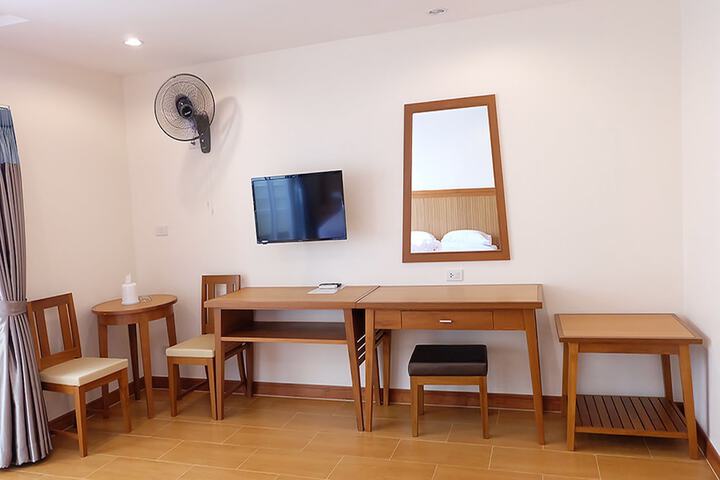 Room 25 of 44
