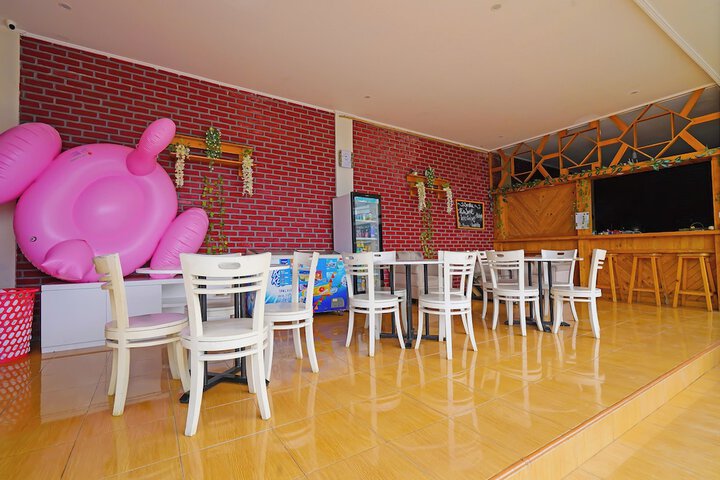 Hotel Interior 8 of 36
