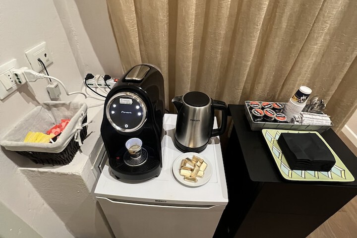 Breakfast/Coffee Service 23 of 24