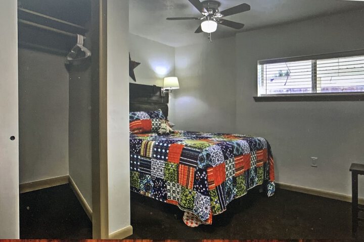 Room 57 of 128