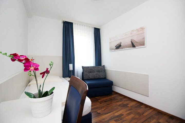 Room 40 of 62