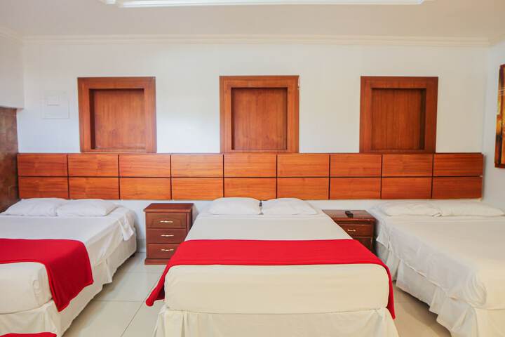 Room 37 of 74