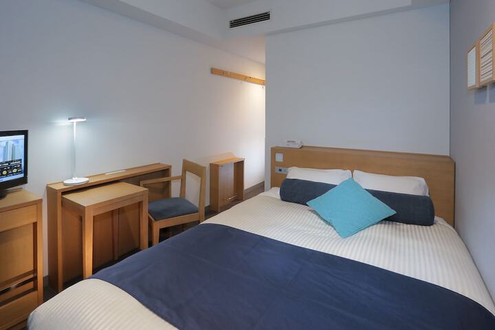 Room 10 of 58