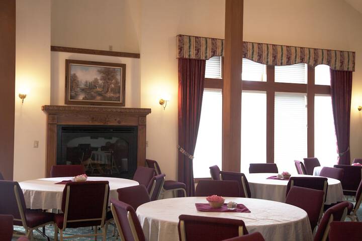 Breakfast area