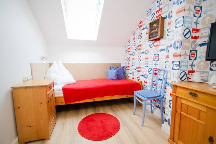 Room 17 of 58