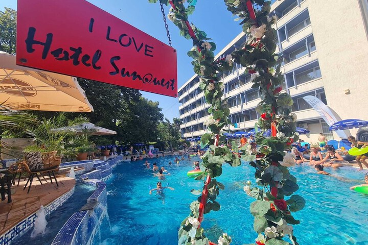 Hotel Sunquest
