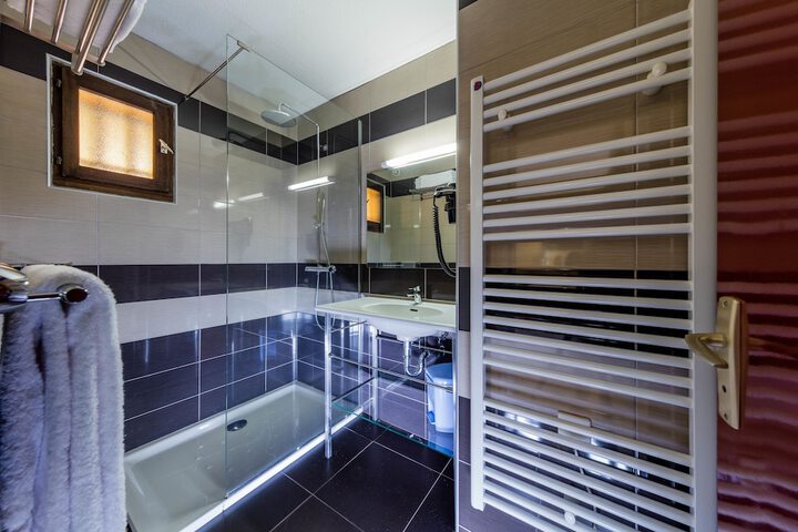 Bath Photo