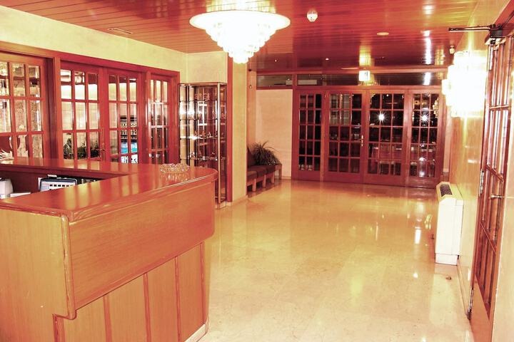Hotel 2 of 35