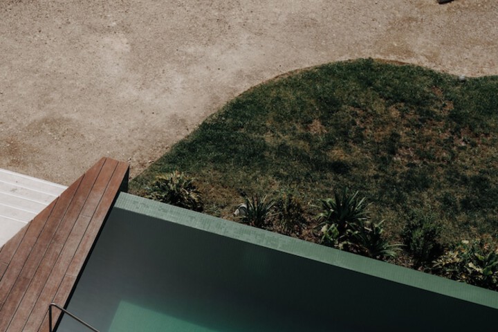 Pool 43 of 77