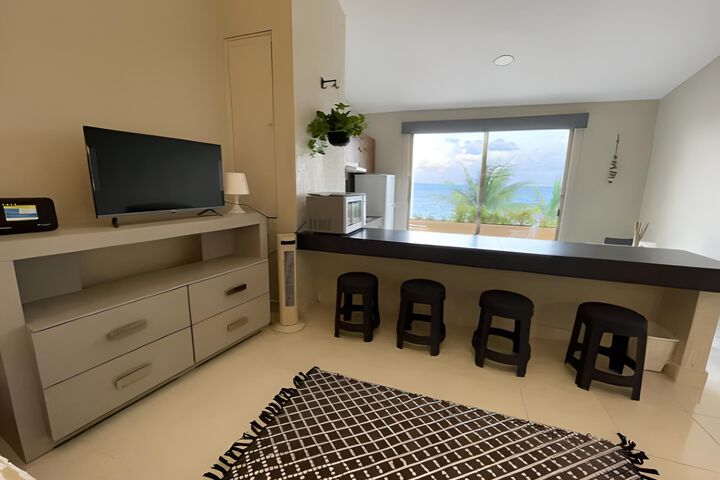 Room 18 of 81