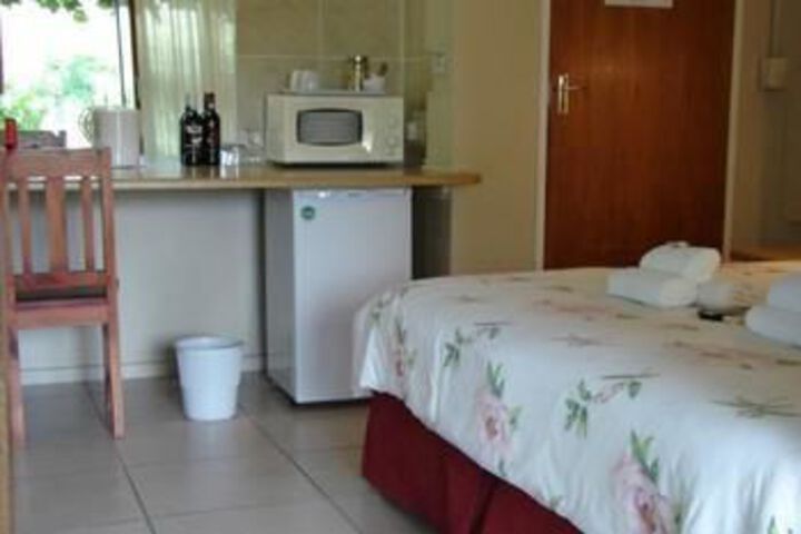 Room 2 of 17
