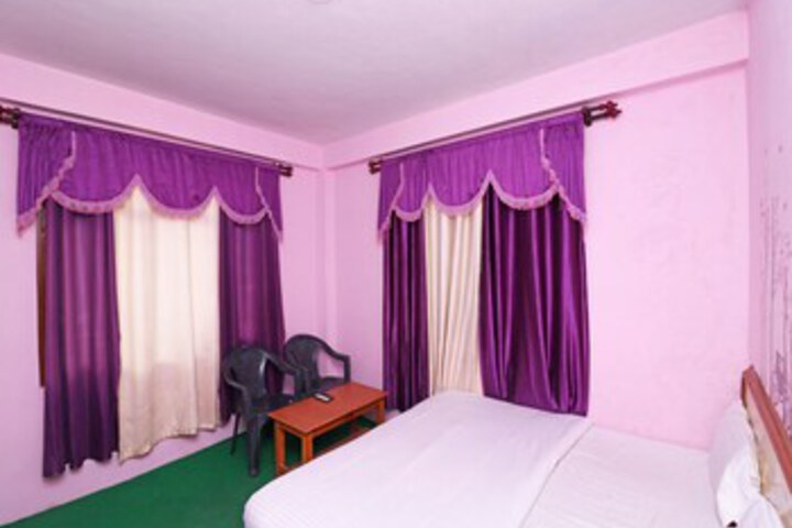 Room 11 of 22
