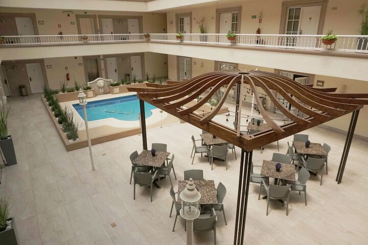 Hotel Interior 98 of 102