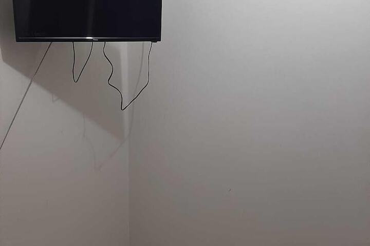 Room 37 of 37