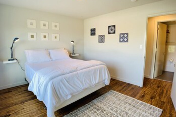 Room 15 of 17