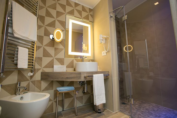 Bath Photo