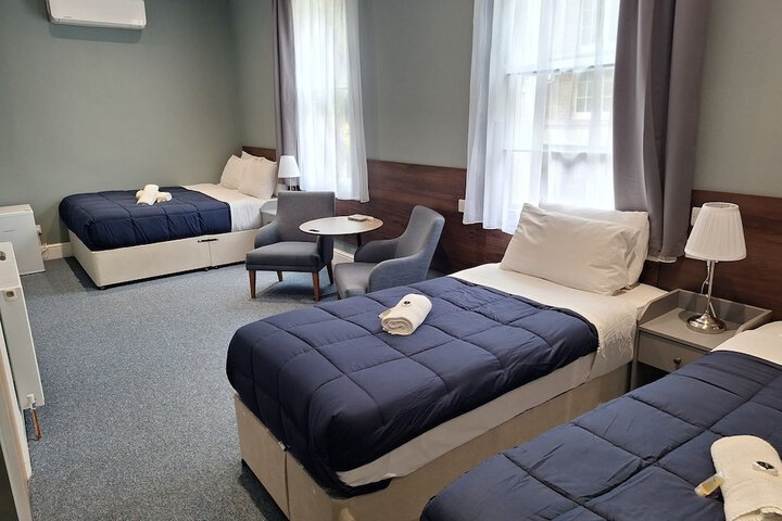 Room 156 of 283