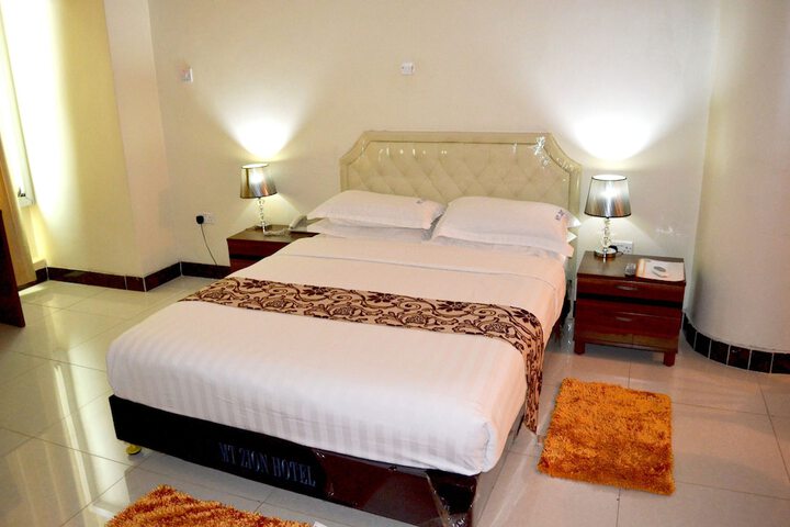 Room 9 of 61