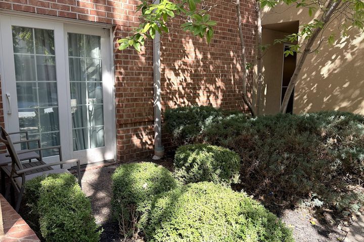 Hotel Exterior 39 of 39