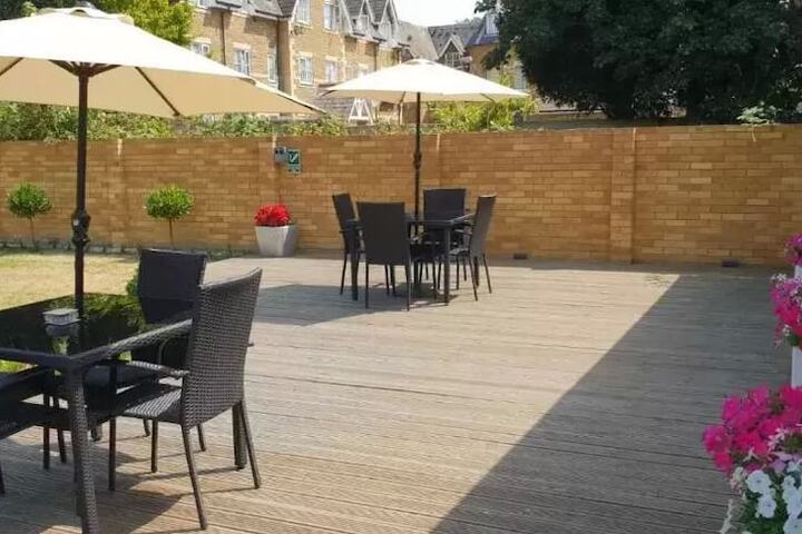 Terrace/Patio 9 of 29