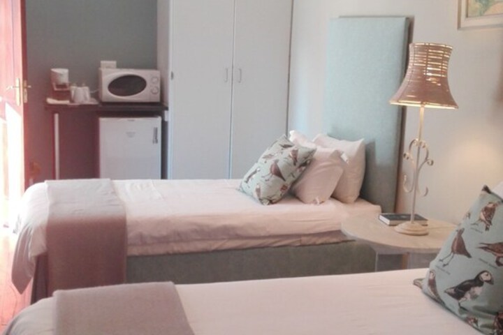 Room 11 of 49