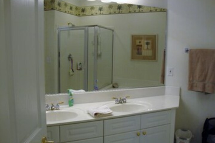 Room 15 of 65