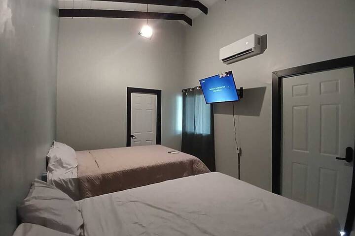 Room 3 of 7