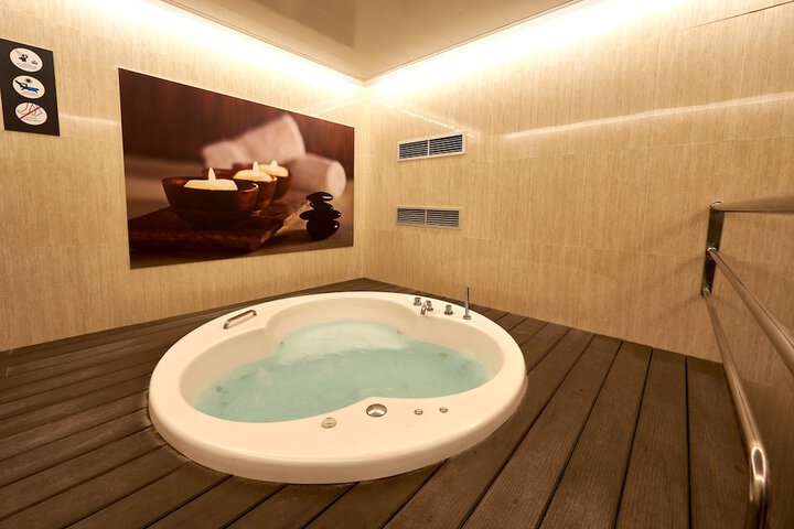 Relaxing Spa