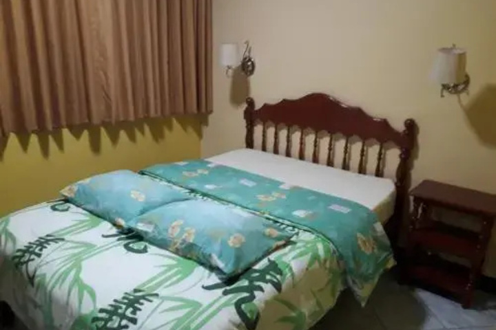 Room 6 of 7