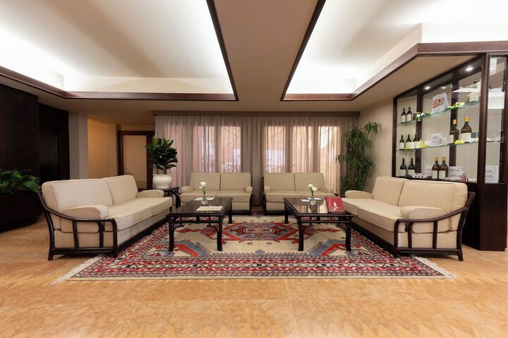 Hotel Interior 4 of 48