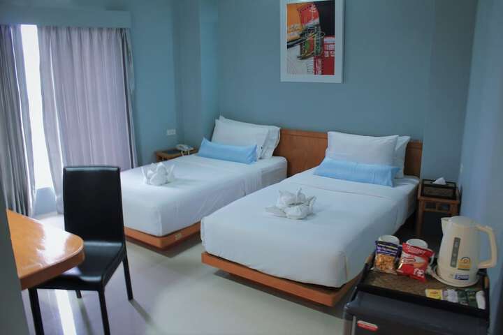 Room 15 of 50