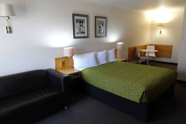 Room 16 of 29
