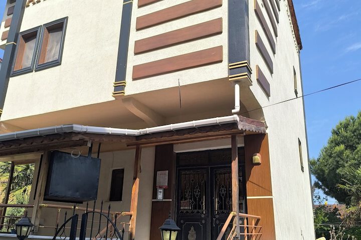 Hotel 58 of 63