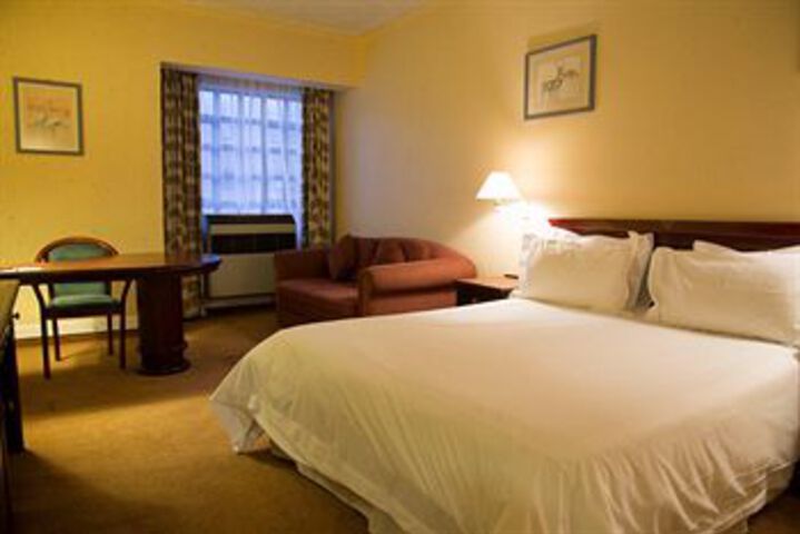 Room 7 of 22