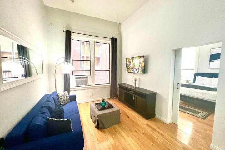Image of 2BR Free Parking Walk to Convention Center