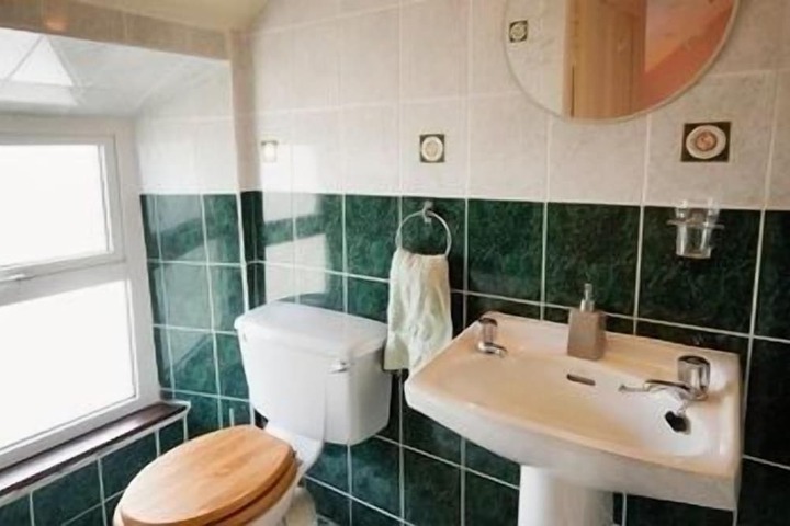 Clean Restrooms