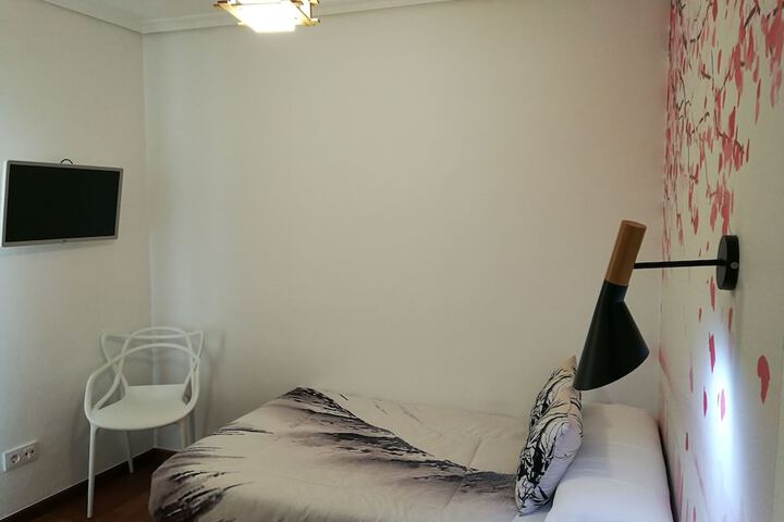 Room 26 of 47