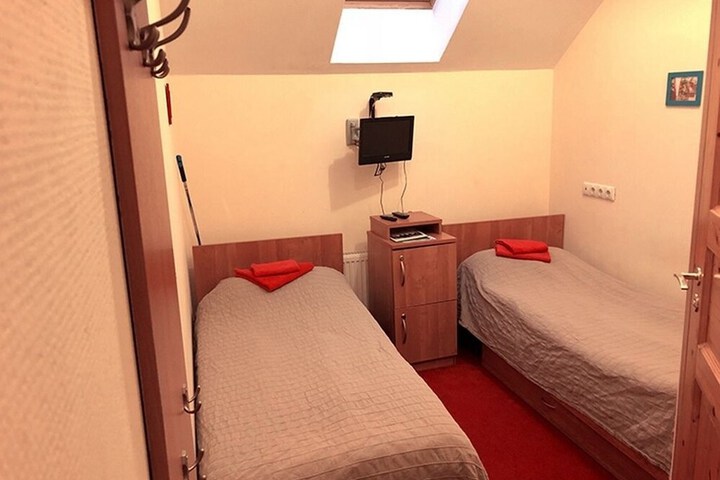 Room 5 of 56