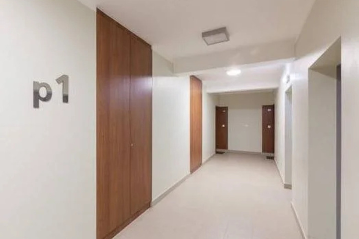 Room 13 of 19