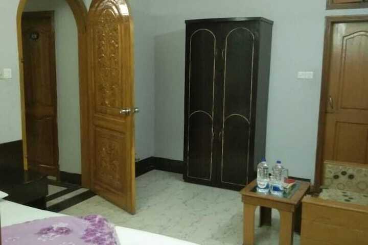 Room 41 of 58