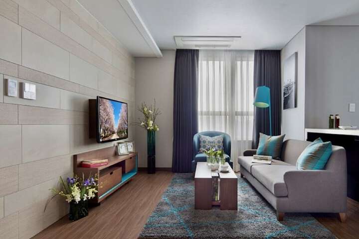 Room 15 of 18