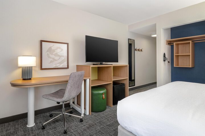 Room 36 of 71