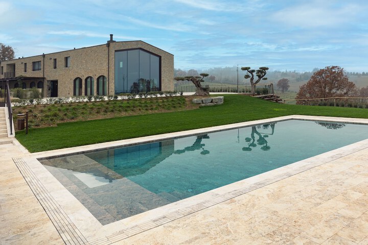 Pool 7 of 9